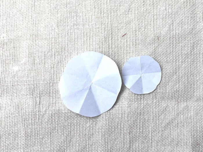 Paper patterns for Remembrance Day poppy centre