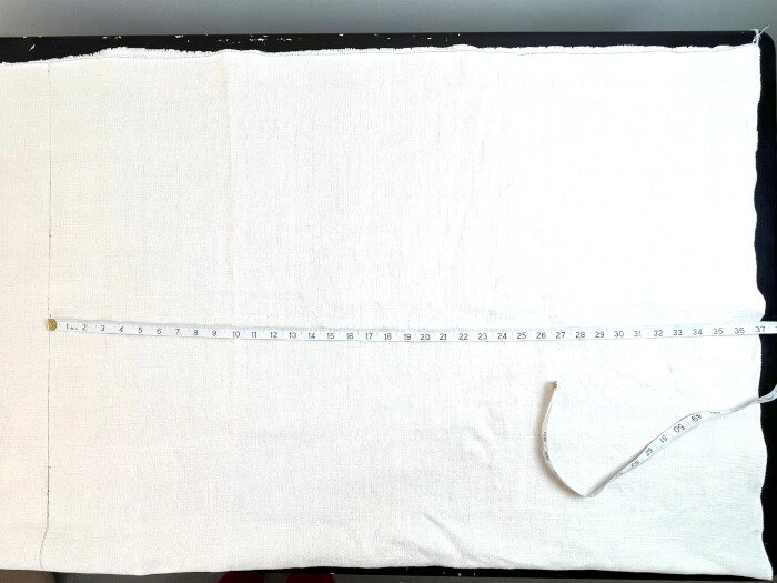 Mark the pattern directly on fabric or paper using your measurements.