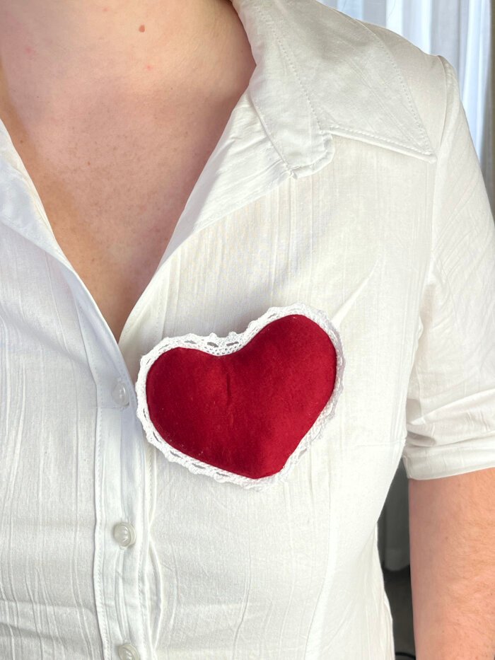 DIY Heart Shaped Fabric Brooch Tutorial (Easy Valentine Sewing Project)