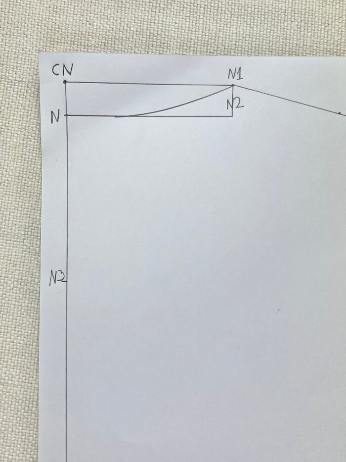 Drawing the back neckline curve on a basic T-shirt bodice block