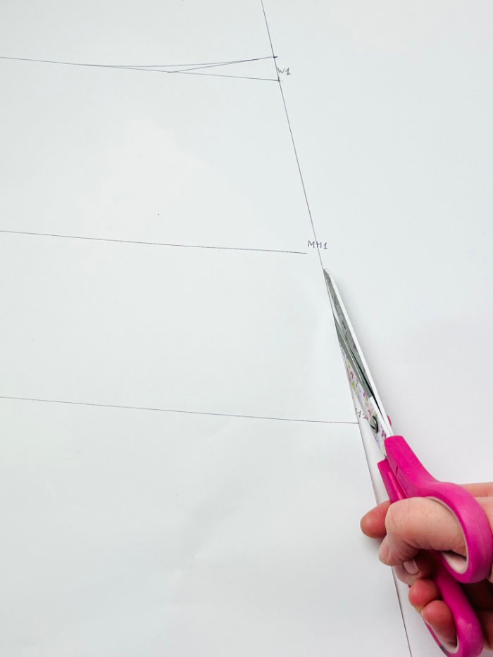 Cutting A-line skirt pattern