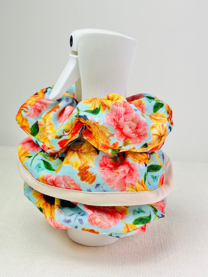 How to Sew a Hair Scrunchie: 4 Easy Methods Using Less Fabric (Beginner-Friendly) Finished handmade hair scrunchies sewn with different seam finishes