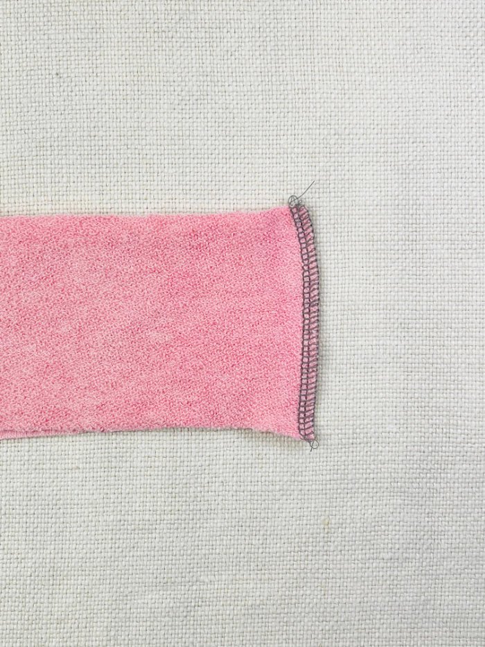 How to Sew a Wrap Skirt from an A-Line Skirt Block (Beginner) Sewing short ends of waistband pieces together to form one long extended waistband