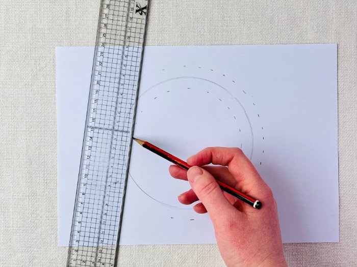 Seam allowance added to both convex and concave curves on a garment sewing pattern