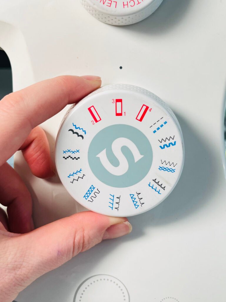 four step buttonhole dial on mechanical sewing machine