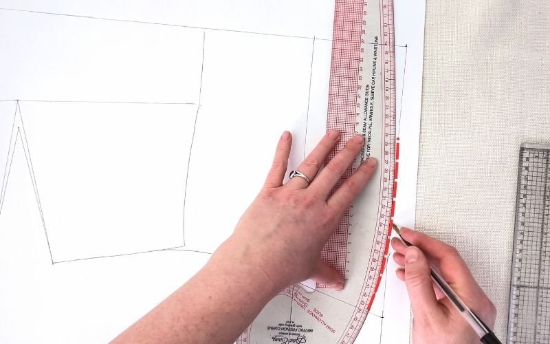 How to Modify a Basic Bodice Block for a Shirt Pattern (Step-by-Step) Shaping hemline on a shirt front using a French curve