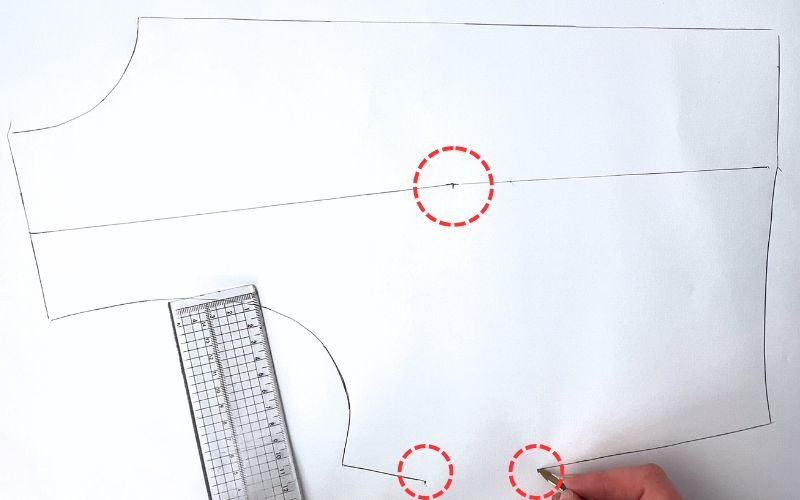 How to Modify a Basic Bodice Block for a Shirt Pattern (Step-by-Step) Adjusting dart length to avoid sharp bust point