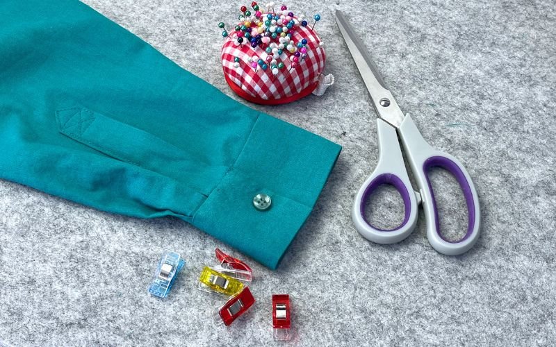 How to Sew Sleeve Cuffs on a Shirt – Step by Step Beginner Tutorial