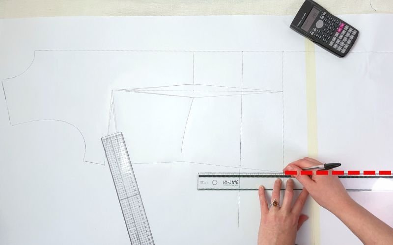 Connecting hip with a hem on  shirt dress sewing pattern