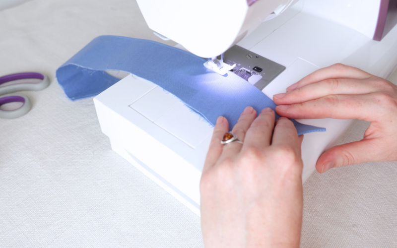 Topstitching the edge of a finished shirt collar